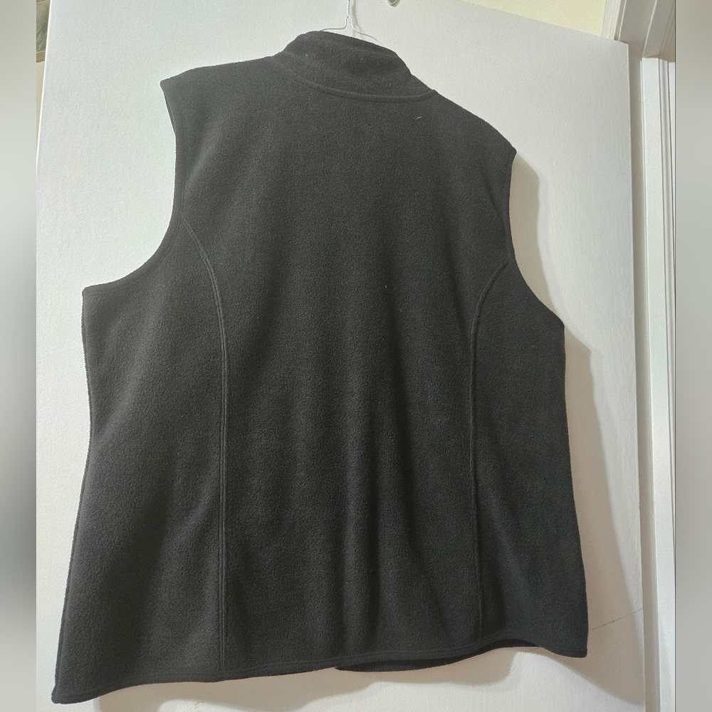 💥SIZE XL VEST - Picture 2 of 6